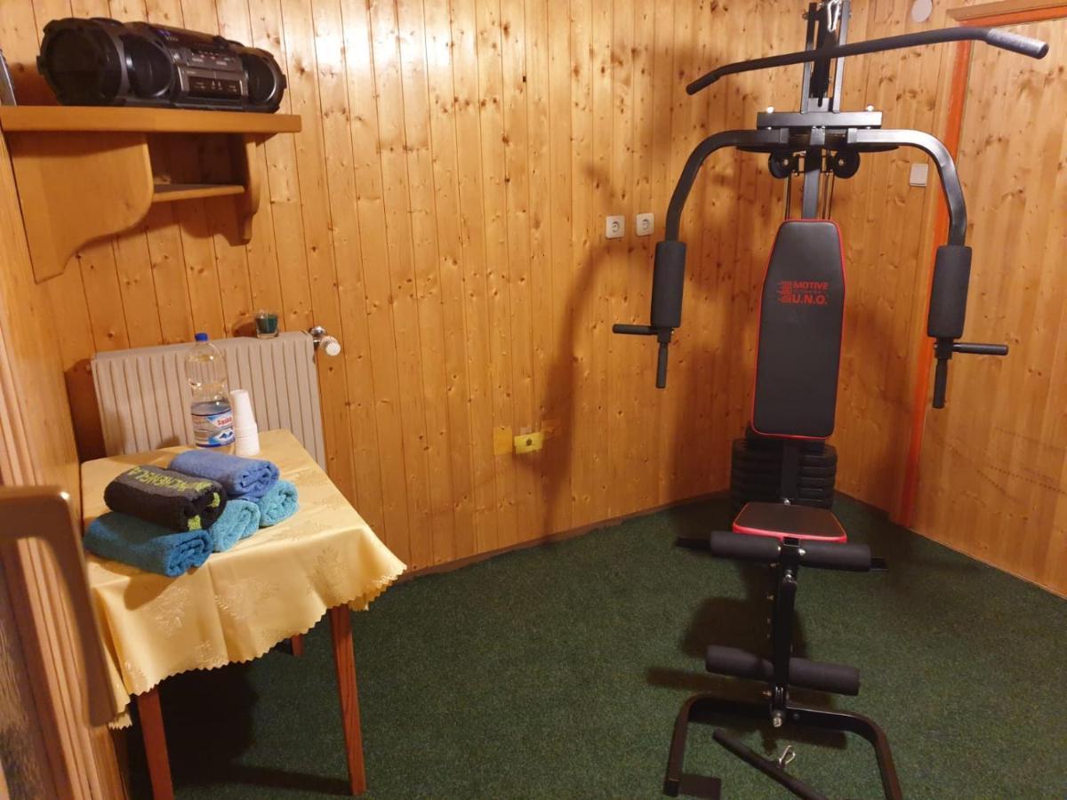 Tattoo Pension Mit Restaurant Und Tattoo-Studio Mörtschach Kültér fotó