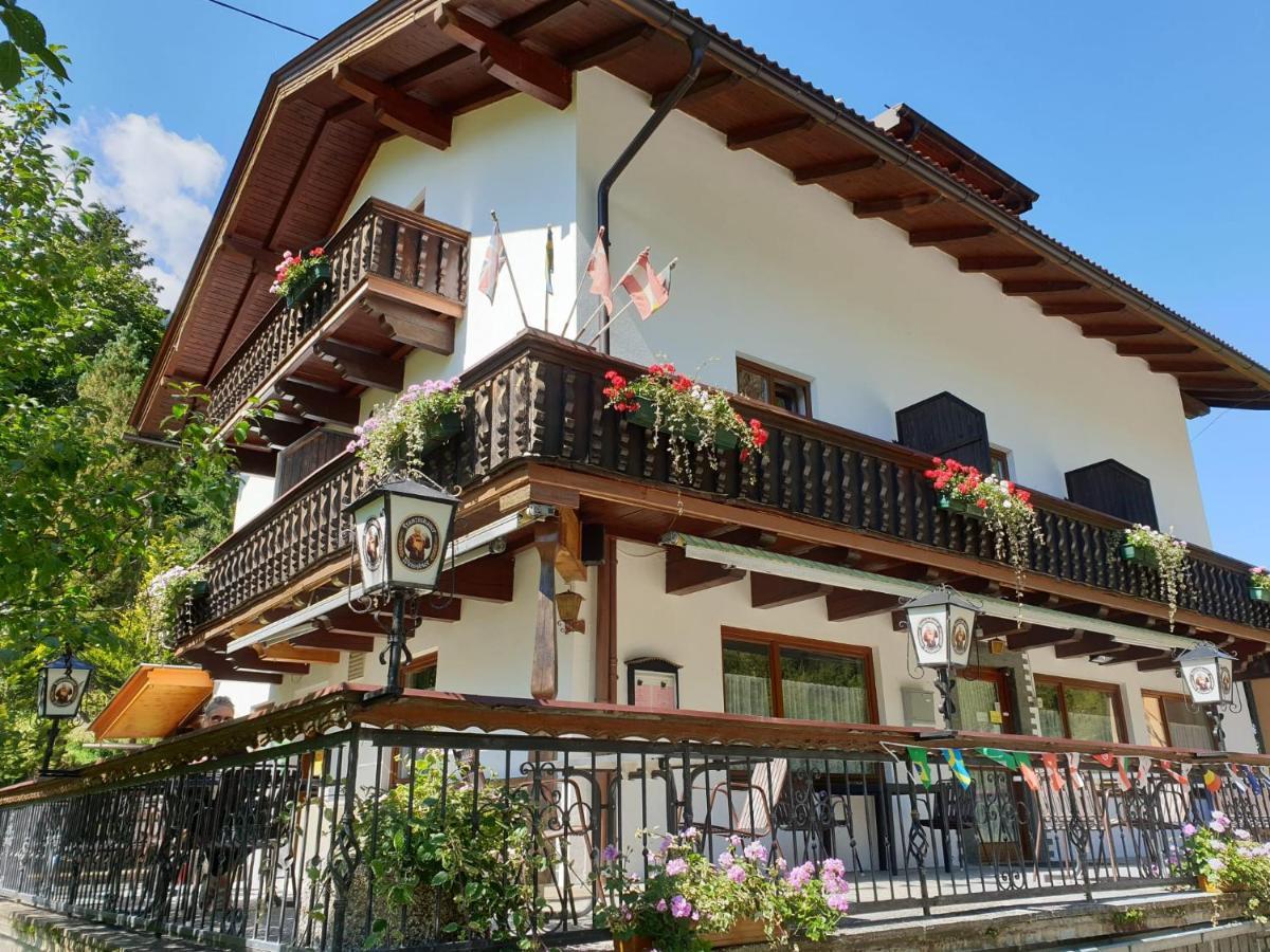 Tattoo Pension Mit Restaurant Und Tattoo-Studio Mörtschach Kültér fotó